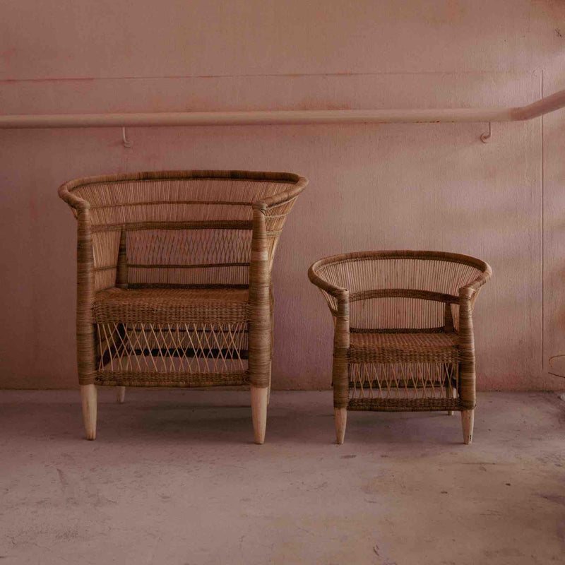 Rattan Malawi chair with kids Rattan Malawi chair 